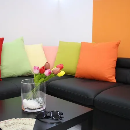 Smart Tech Plaza Flat Salamanka