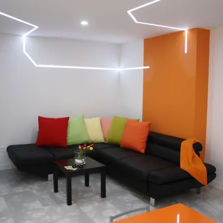 Apartment Smart Tech Plaza Flat