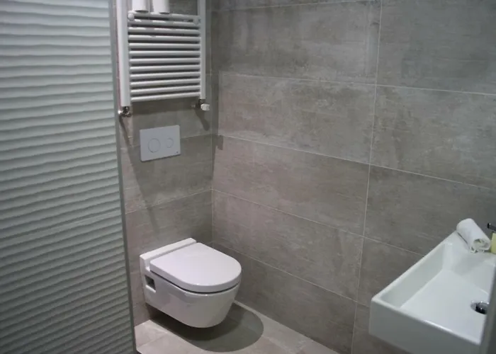 Smart Tech Plaza Flat *